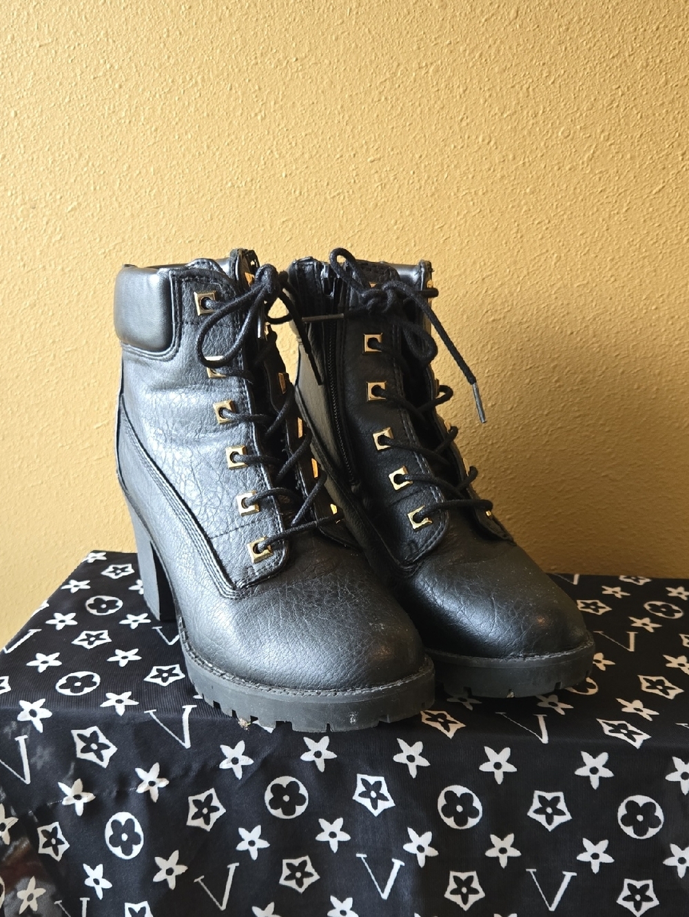 Black Lace-Up Heeled Ankle Boots - Women's Fashion Booties